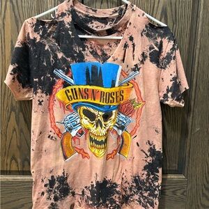 Bravado Distressed Graphic Tee in Black and Tan/peach